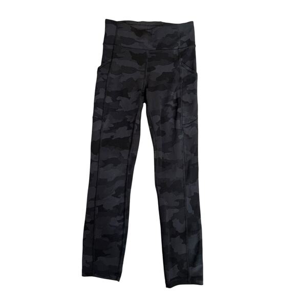 Lululemon Invigorate High-Rise Crop 23" Heritage 365 Camo Deep Coal Multi Size 4 - Picture 6 of 12